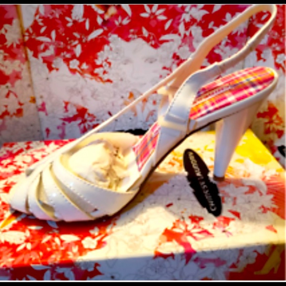 BNIB Chinese Laundry "Mitzi" White Heels size 7.5
